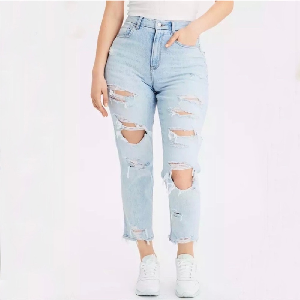 American Eagle Stretch Curvy Mom Jeans Distressed Acid Wash Size 8
